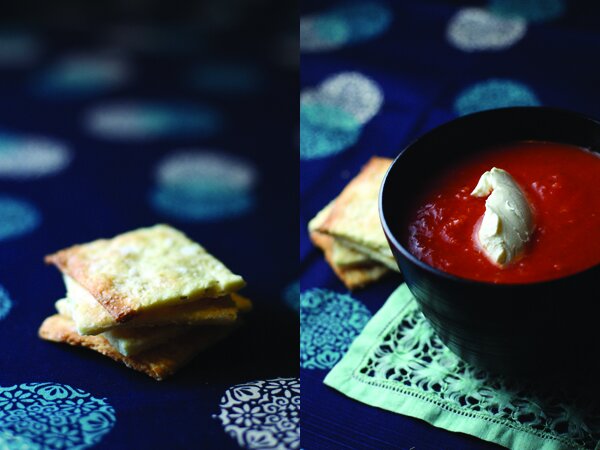 Homemade Tomato Soup & Saltines